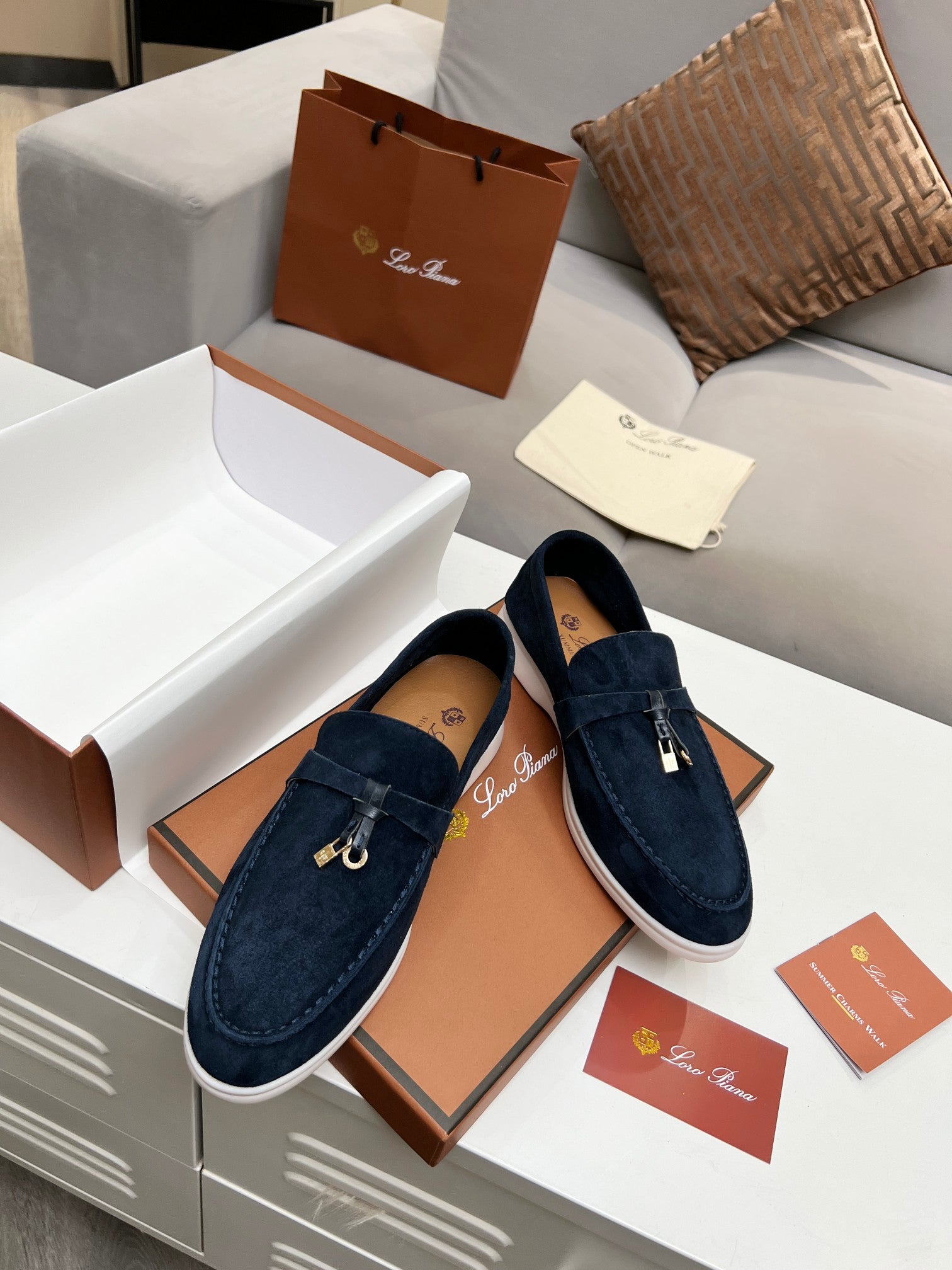 The Loafer Prestige Charms Dark Blue