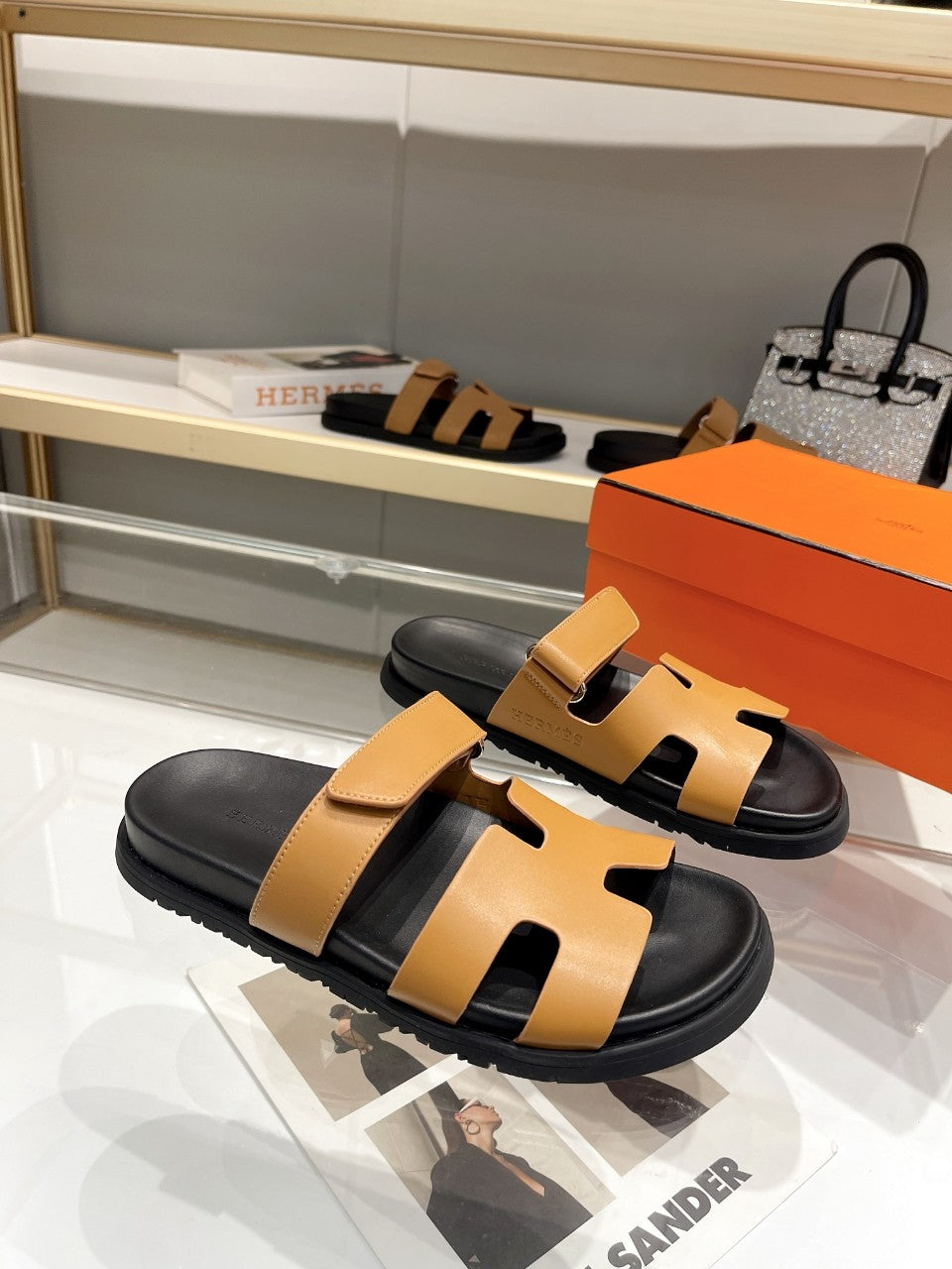 Hermes Sandal Chypre Beige Schwarz Sohle
