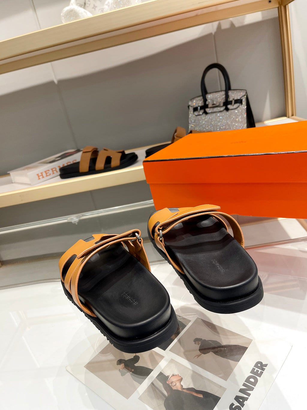 Hermes Sandal Chypre Beige Schwarz Sohle