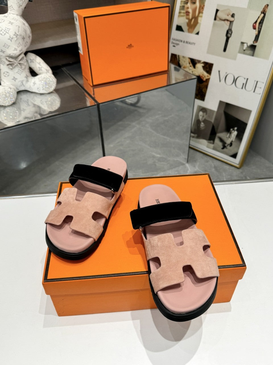 Hermes Sandal Chypre Velvet Baby Rosa Black Belt