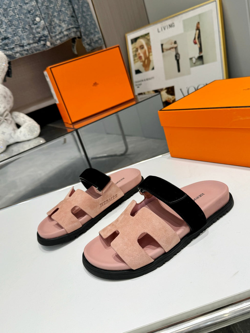 Hermes Sandal Chypre Velvet Baby Rosa Black Belt