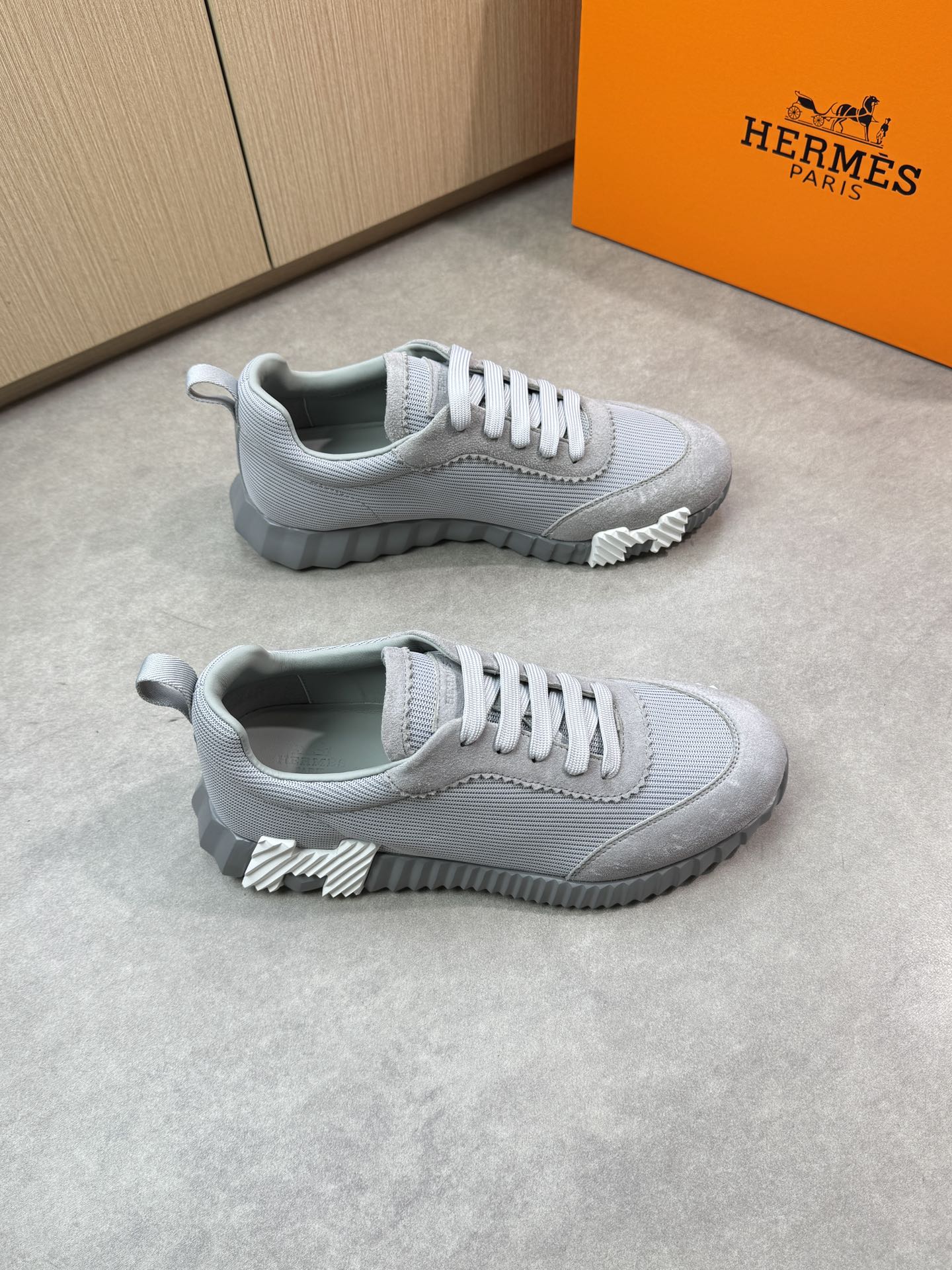 Hermes Bouncing Sneaker Grey
